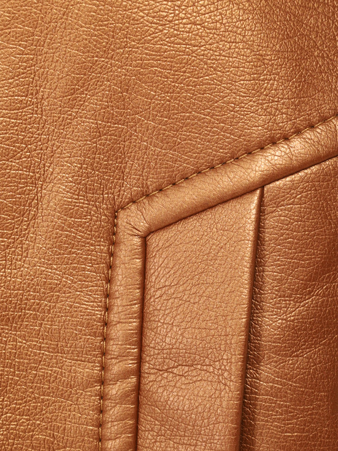 Женский бомбер из экокожи