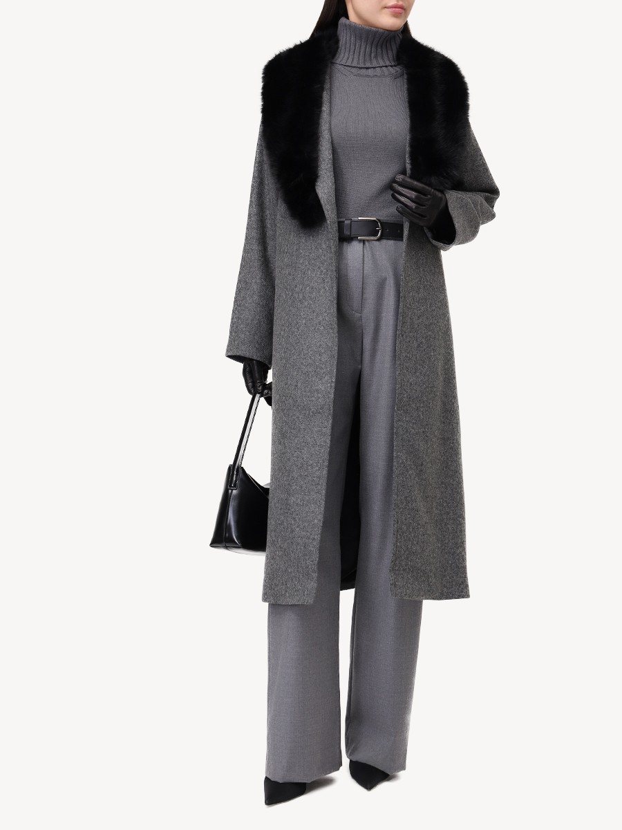 Женское пальто из шерсти