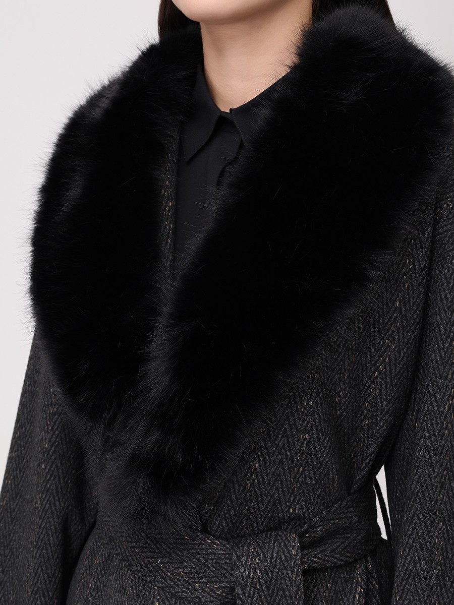 Женское пальто из шерсти