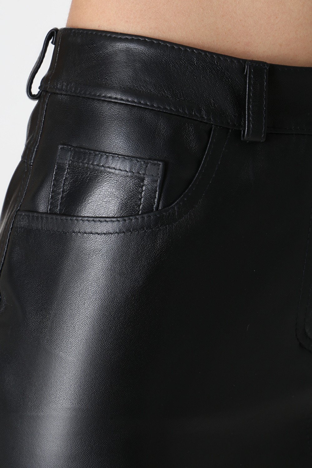 Юбка из натуральной кожи