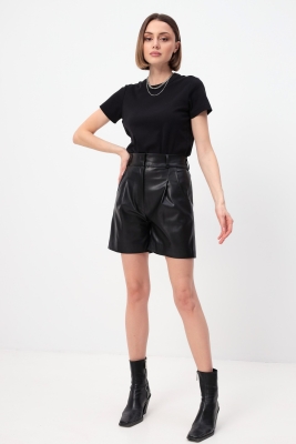 Женские шорты из экокожи