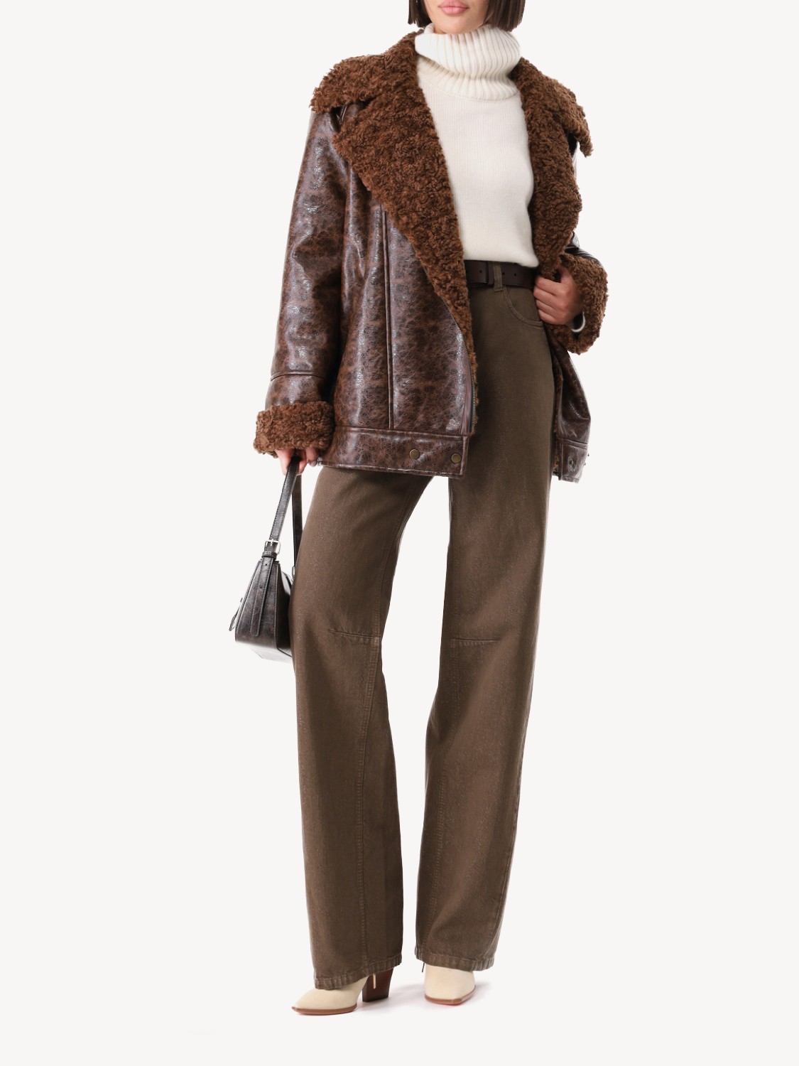 Женская дубленка из экомеха