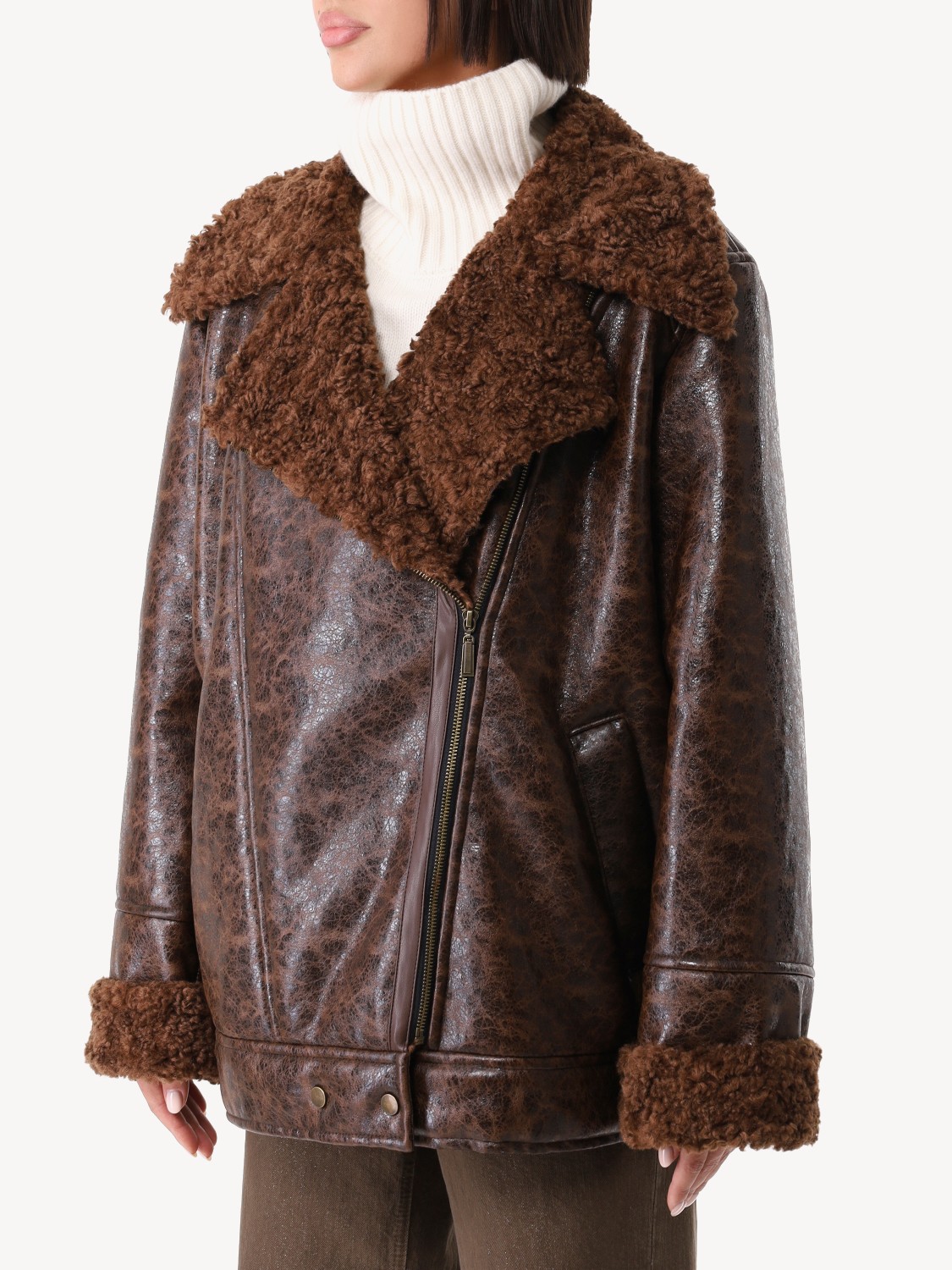 Женская дубленка из экомеха