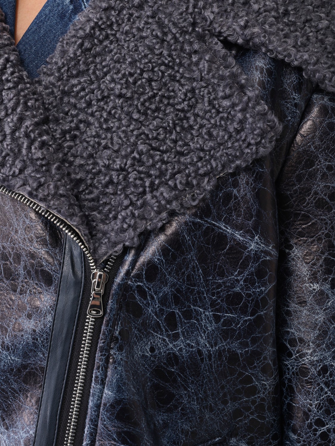 Женская дубленка из экомеха