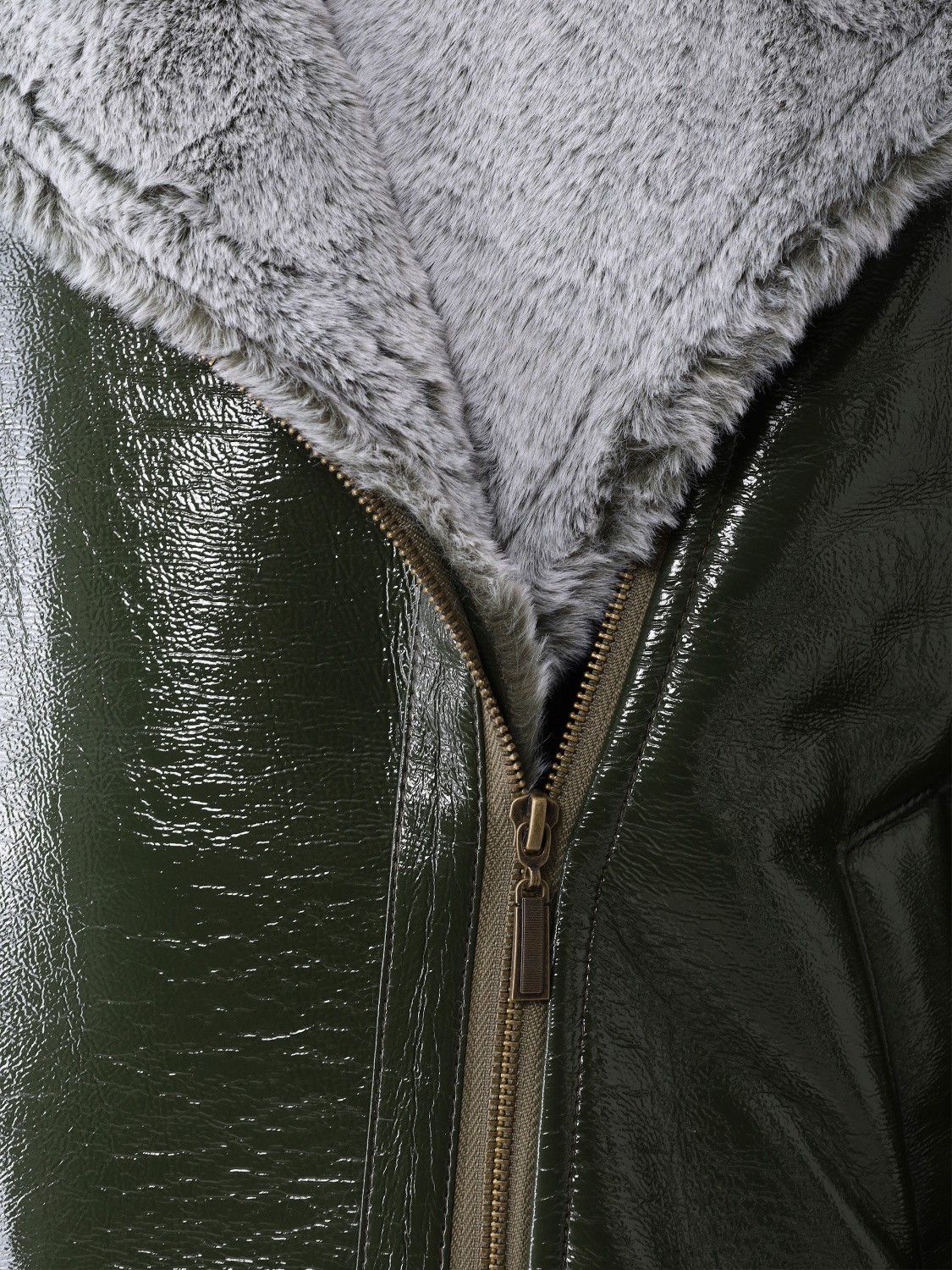 Женская дубленка из экомеха