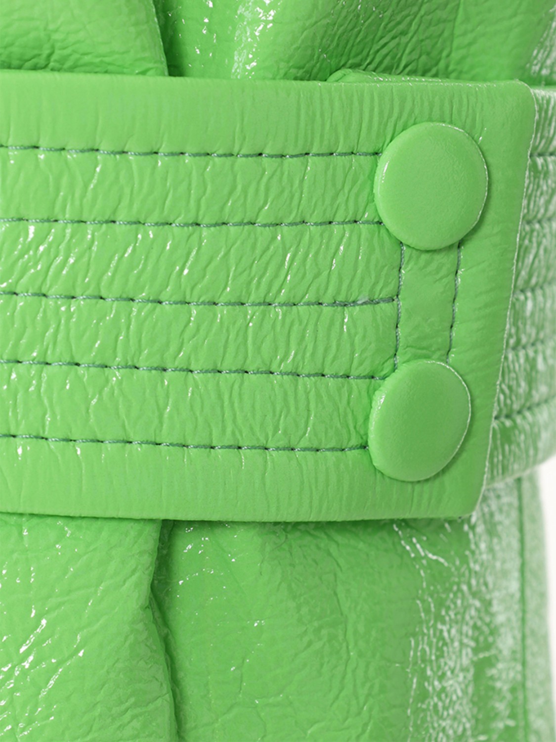 Женский плащ из экокожи