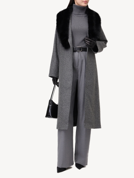 Женское пальто из шерсти